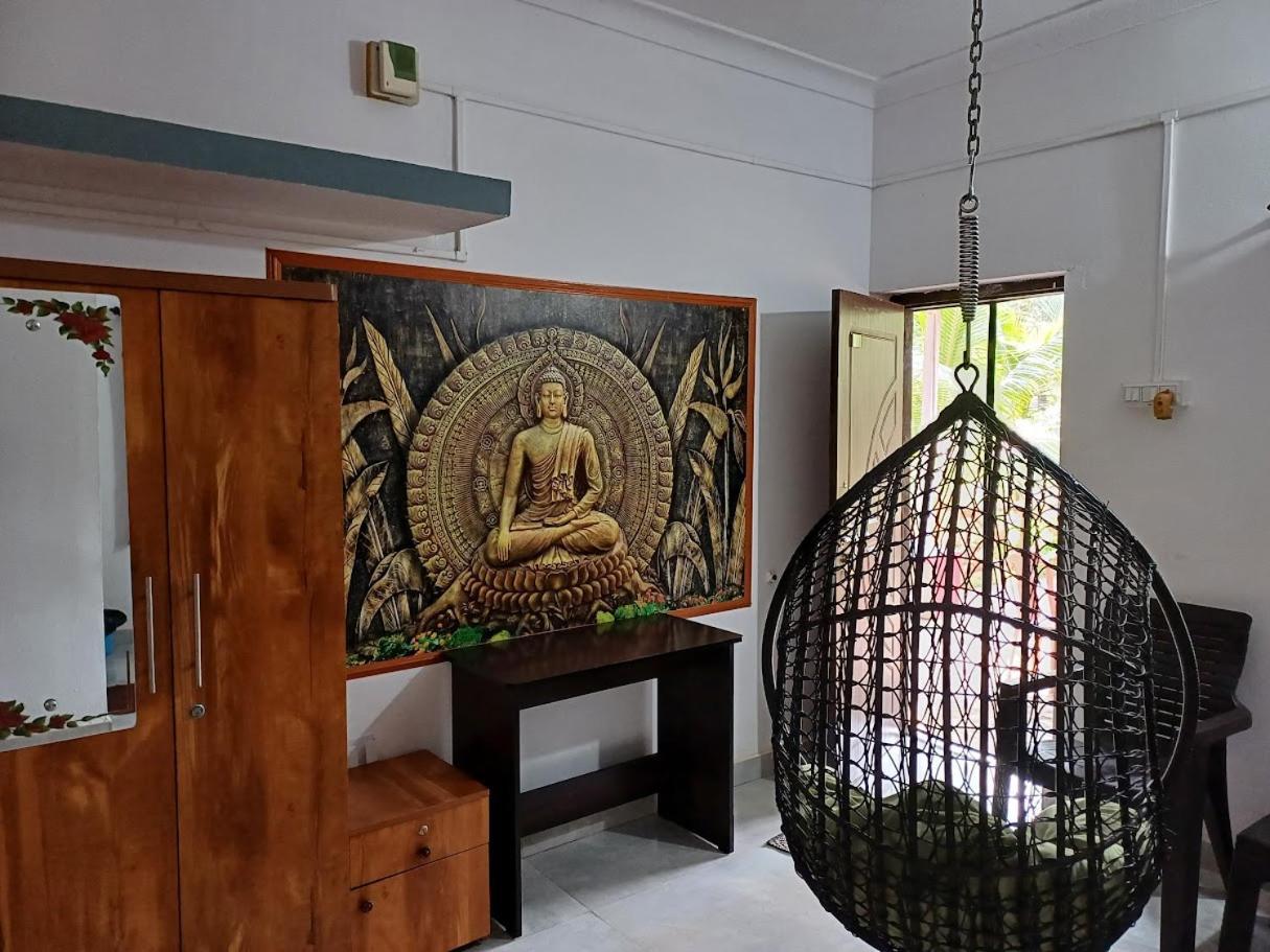 Artkarna Hotel Гокарна Екстериор снимка